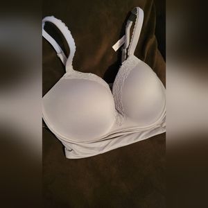 Victoria's Secret Bralette NWT 36DD